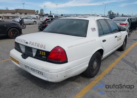 2011 Ford Crown Victoria Police Interceptor z USA, uszkodzony, nr VIN 2FABP7BV7BX112214